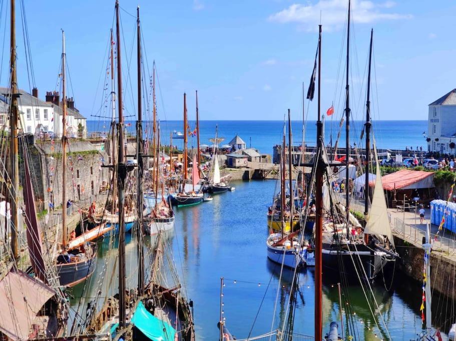 White Eden - Explore Cornwall From A Comfy Central Appartment 圣奥斯特尔 外观 照片