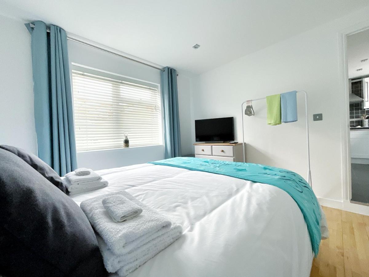 White Eden - Explore Cornwall From A Comfy Central Appartment 圣奥斯特尔 外观 照片