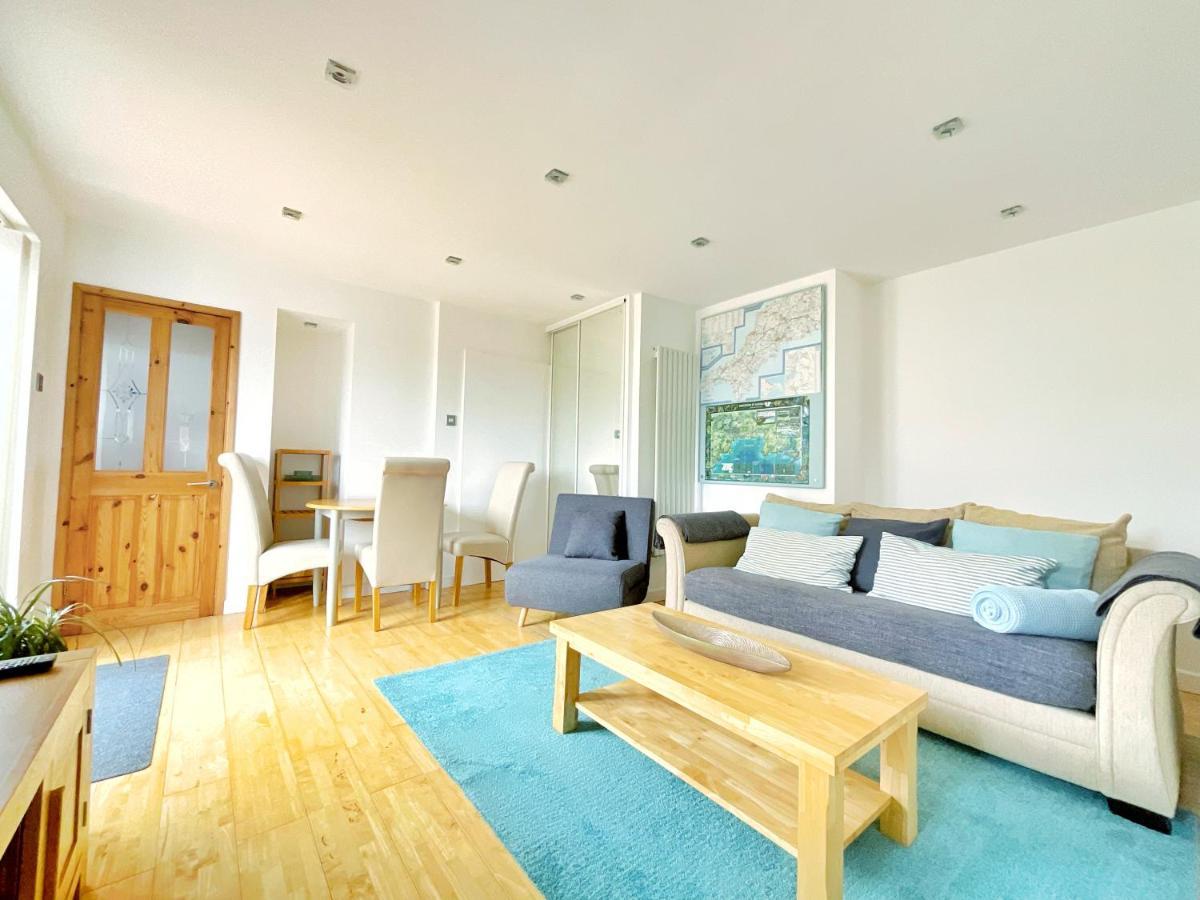 White Eden - Explore Cornwall From A Comfy Central Appartment 圣奥斯特尔 外观 照片