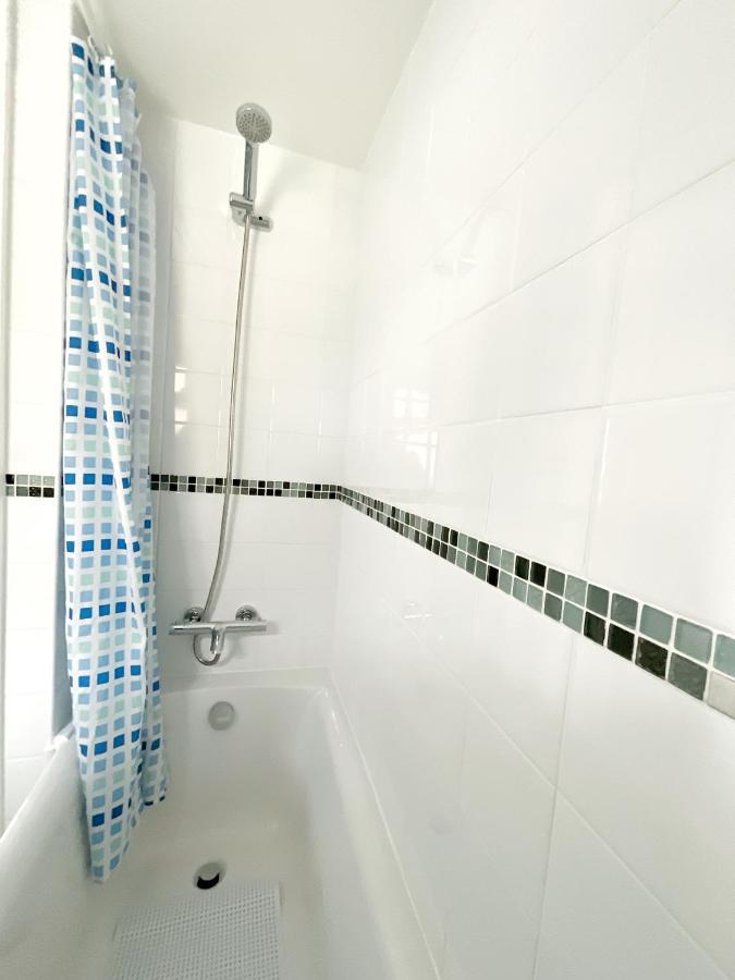 White Eden - Explore Cornwall From A Comfy Central Appartment 圣奥斯特尔 外观 照片